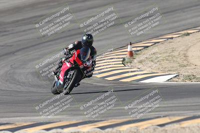 media/Oct-30-2025-Racers Edge (Thu) [[dabbdaf680]]/3-B Group/Session 2 (Bowl Exit)/